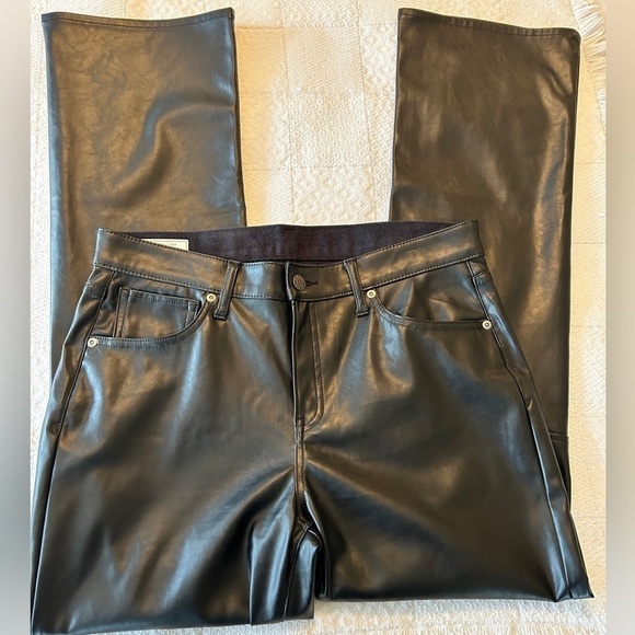 GAP Vegan Leather Pants Black Mid Rise Baby Boot Cut Women's Size 31 12R - Picture 5 of 15